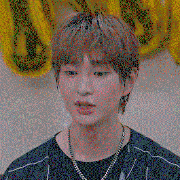 DTJzTU.gif