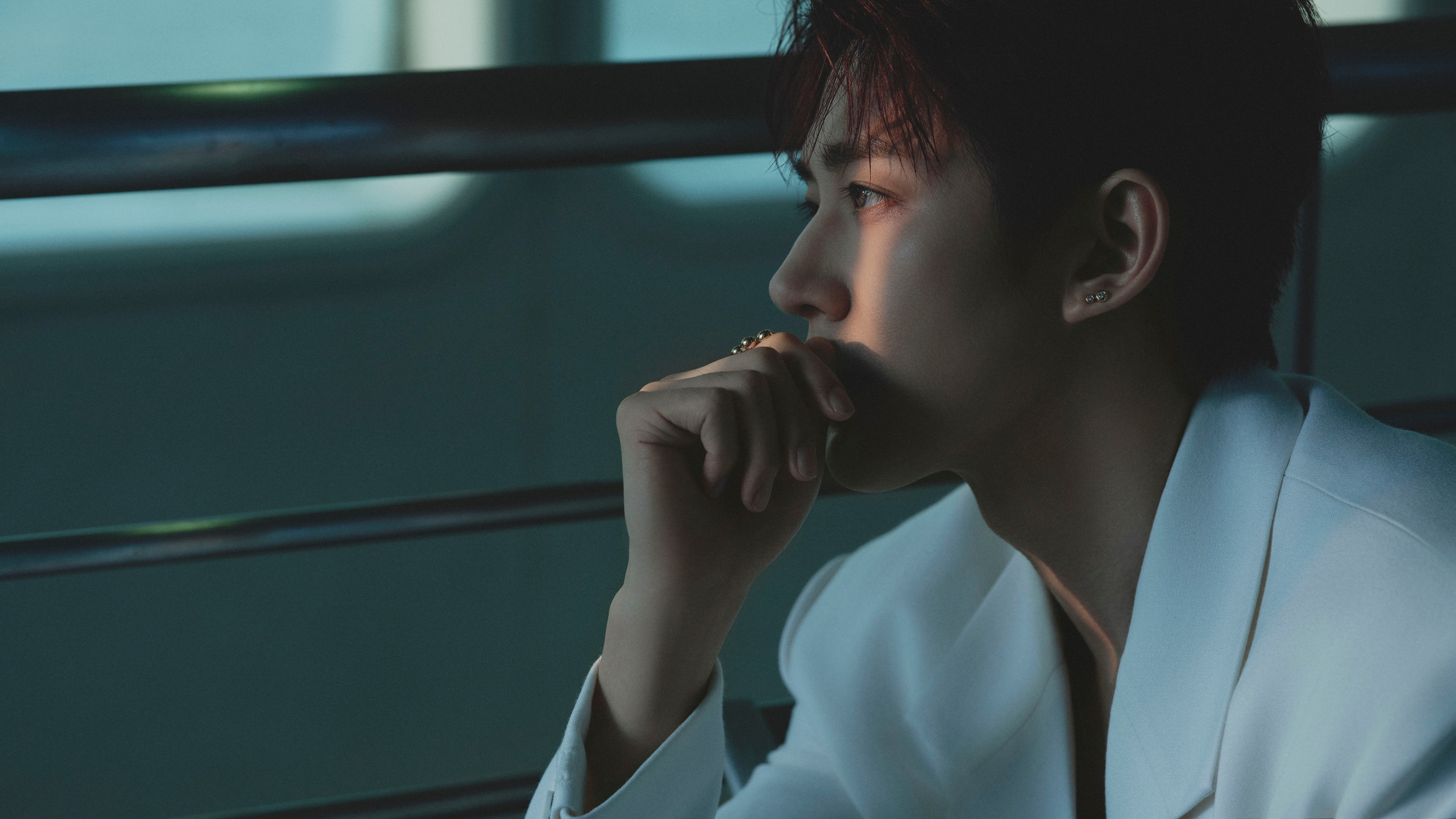 DThgYu