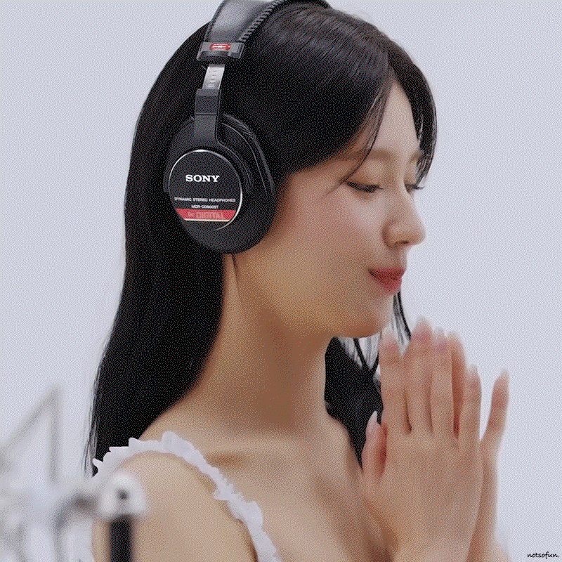 DXYzyz.gif