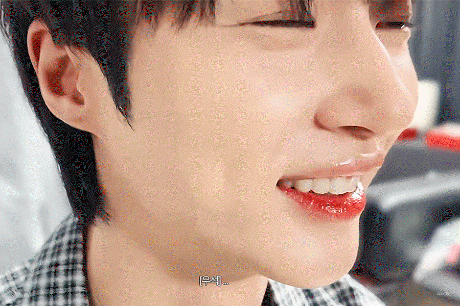 DhWIZX.gif