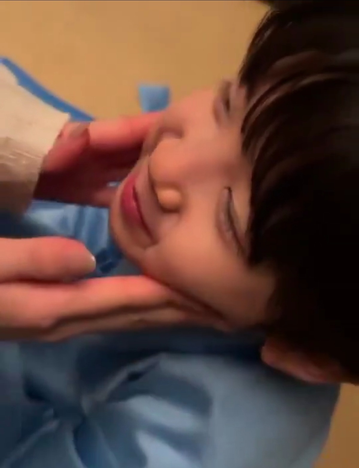 DhWpIF