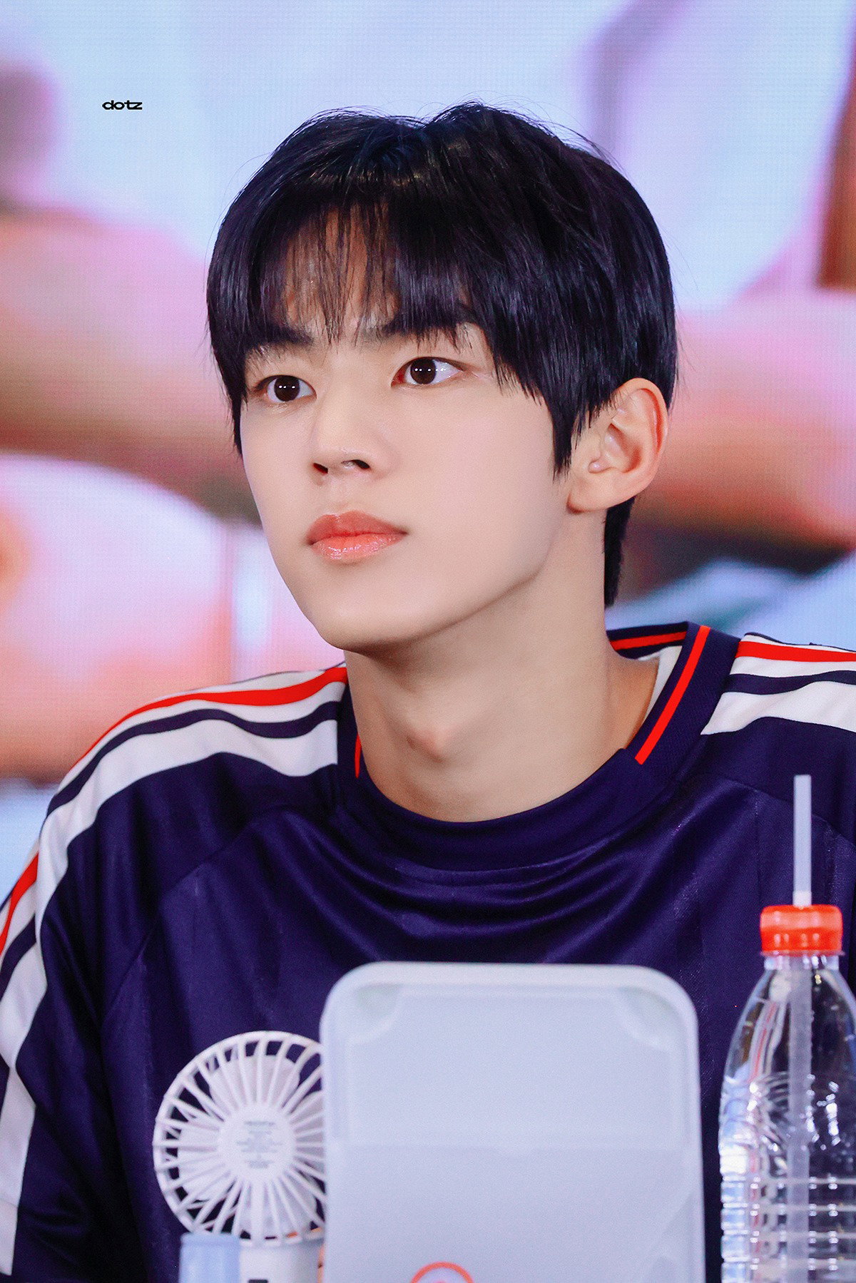DkysfF