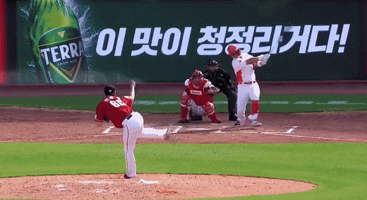 DpMMNt.gif