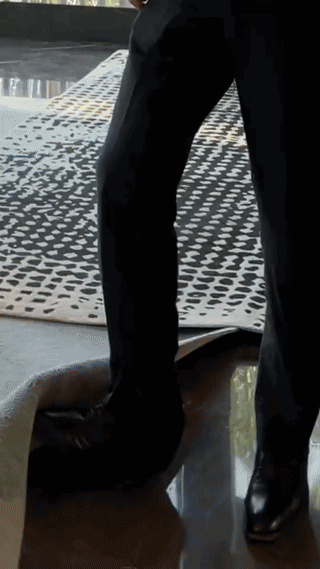DuBHXr.gif
