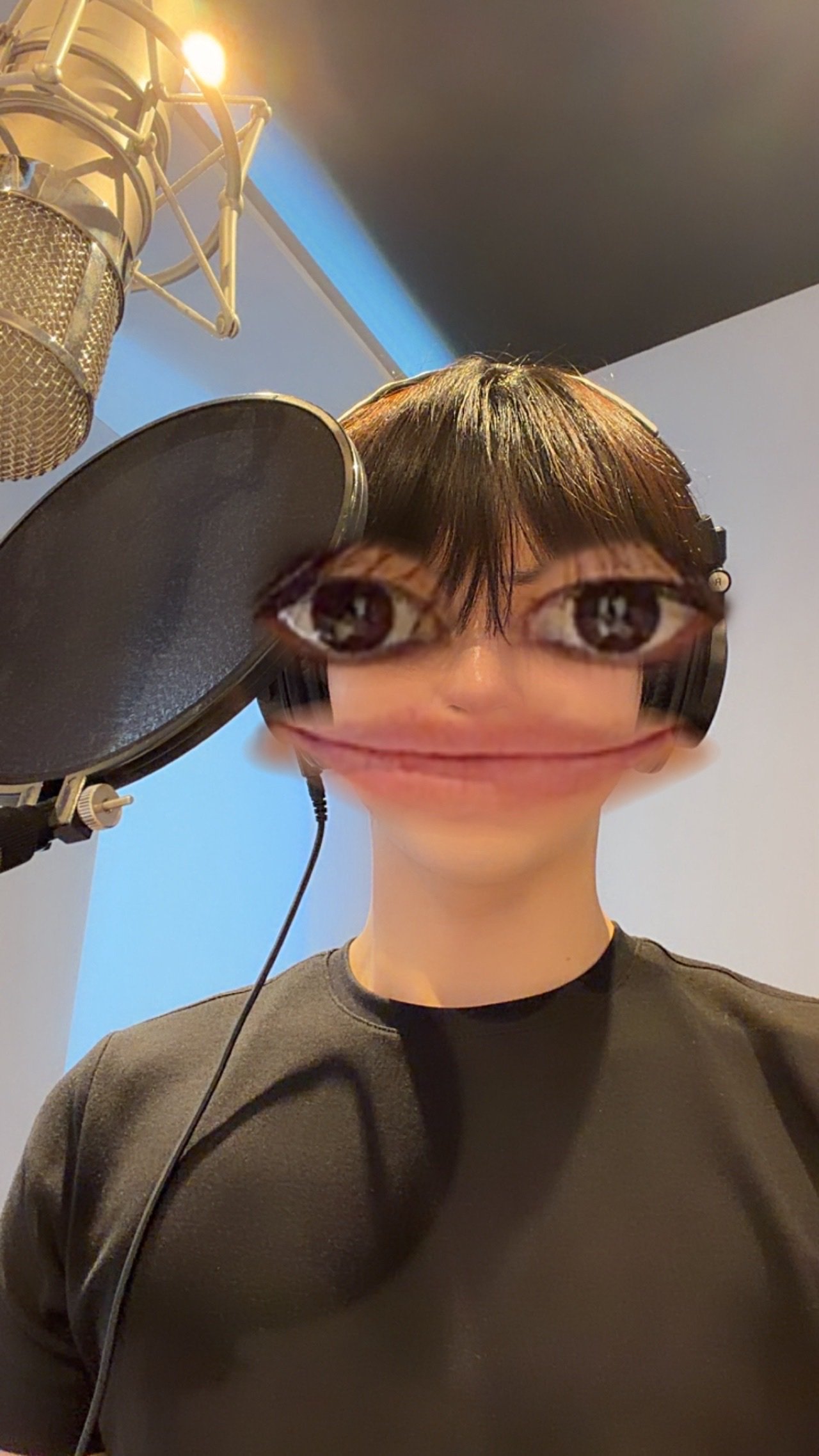 DyXiFg