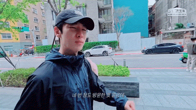 EFnUOj.gif