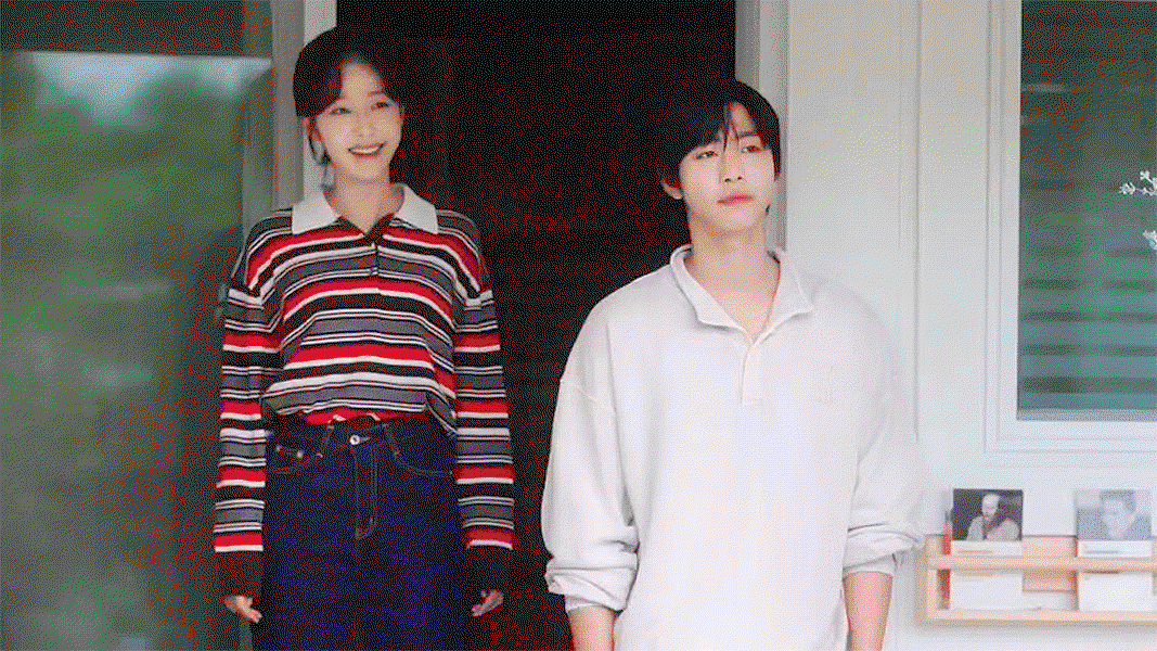EJhyJW.gif