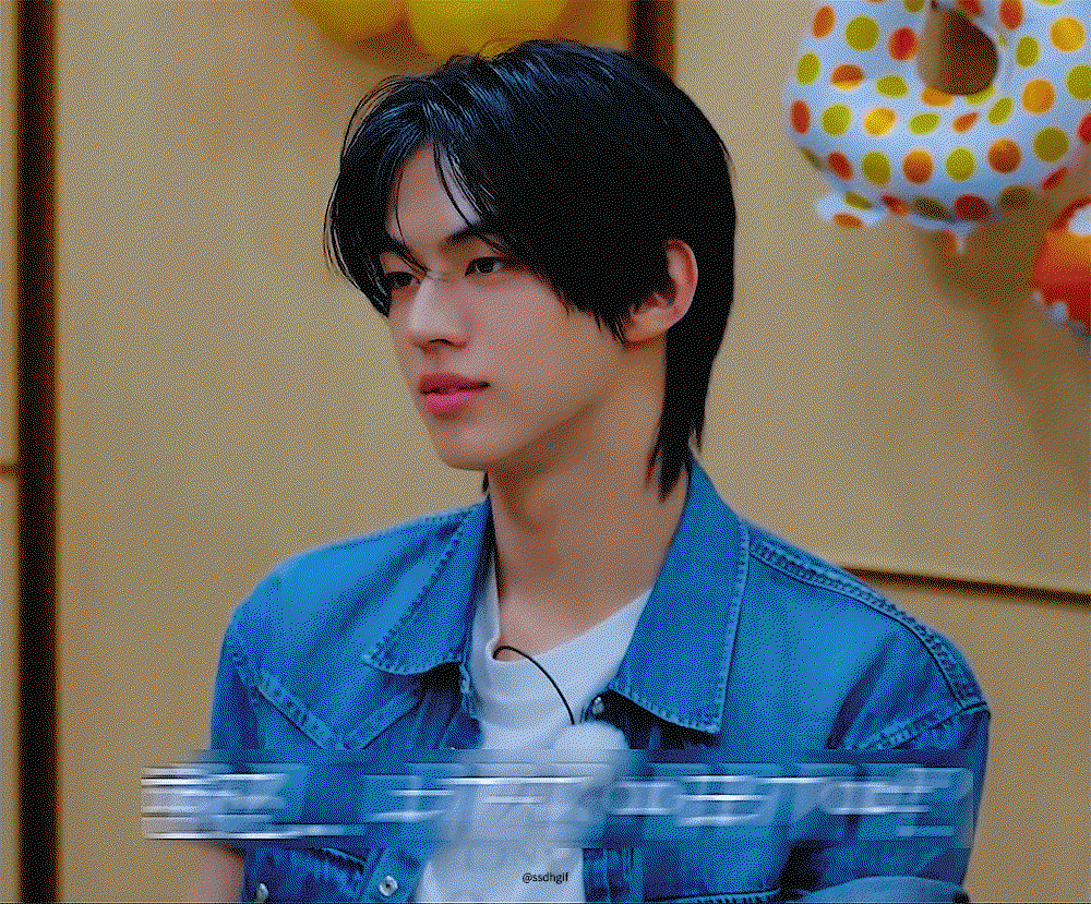 EMxJIi.gif