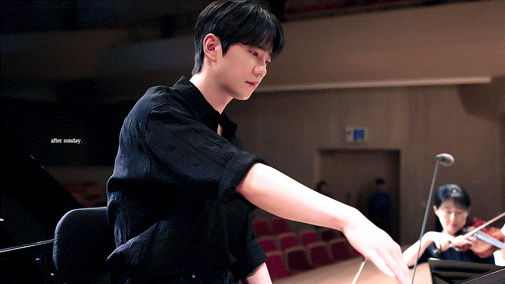 EQUNgd.gif