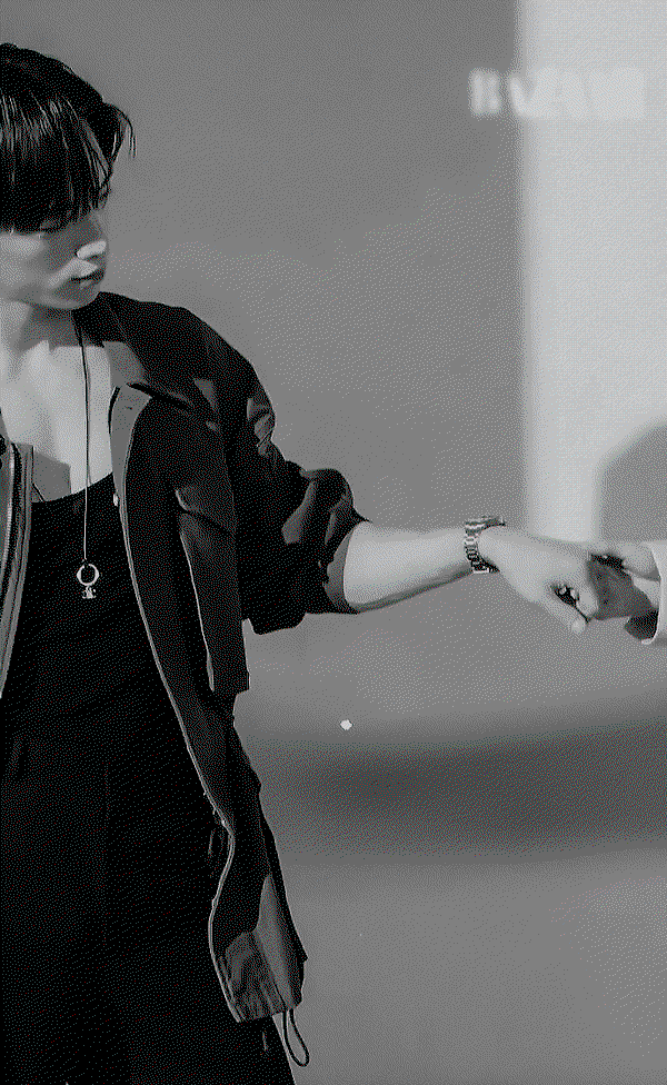ESEbRe.gif