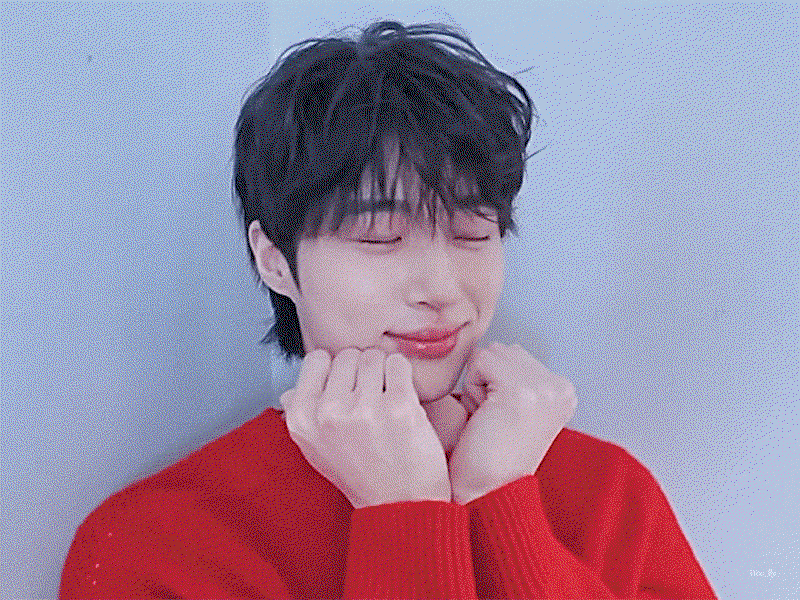 EYzHeO.gif