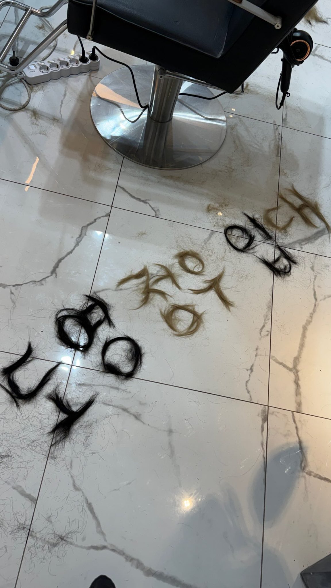 EoHNqm