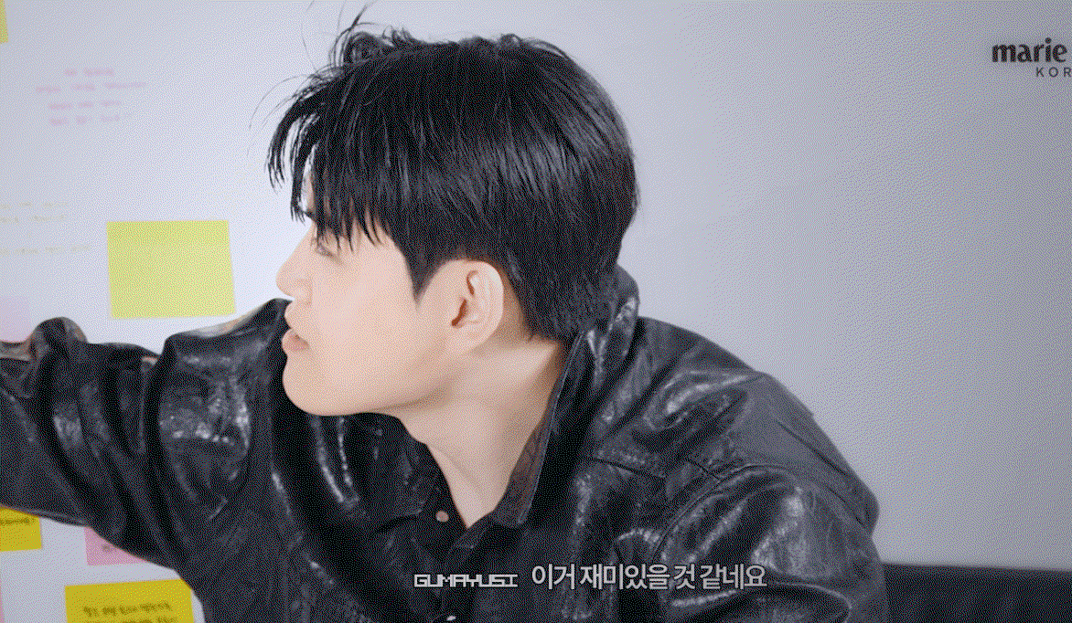 EsmlxQ.gif