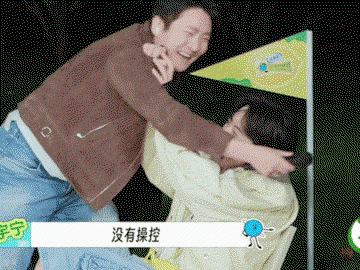 EuHEZD.gif