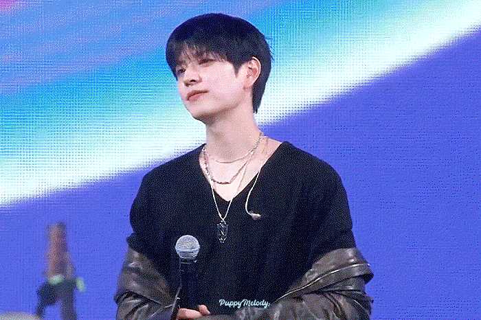 ExaoLj.gif