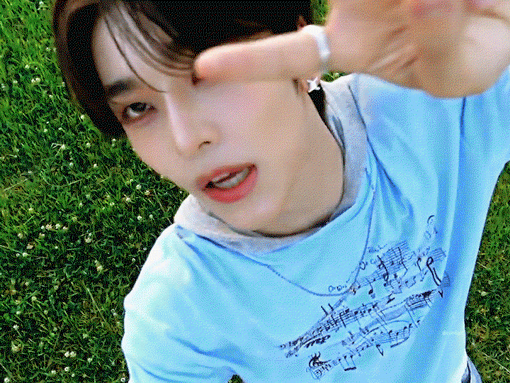EzvABf.gif