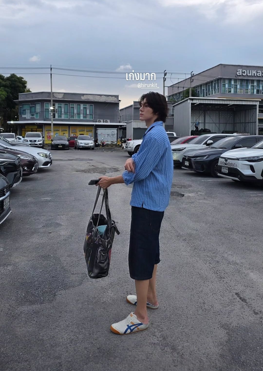 FCzpyM