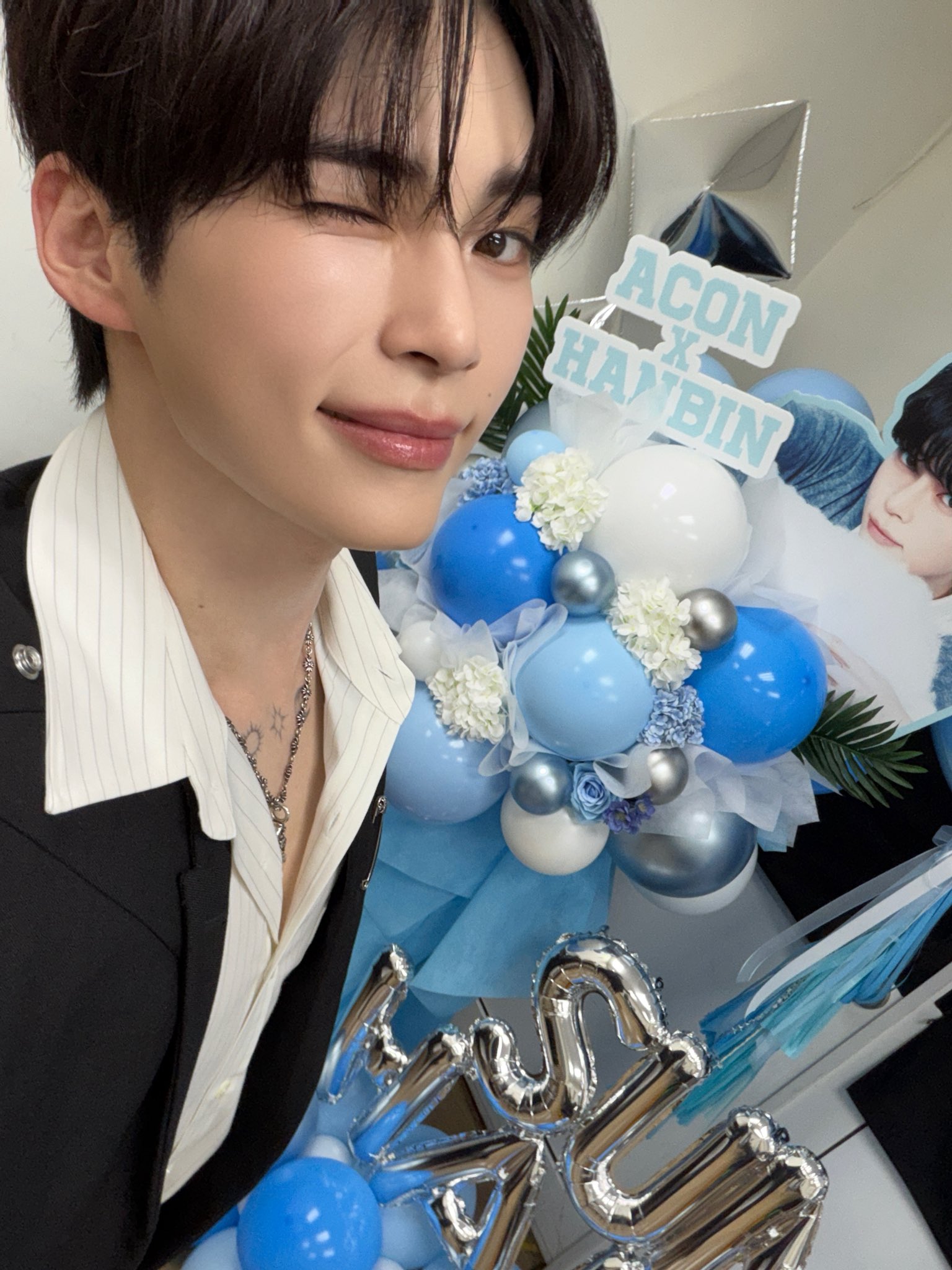 FLNJsJ