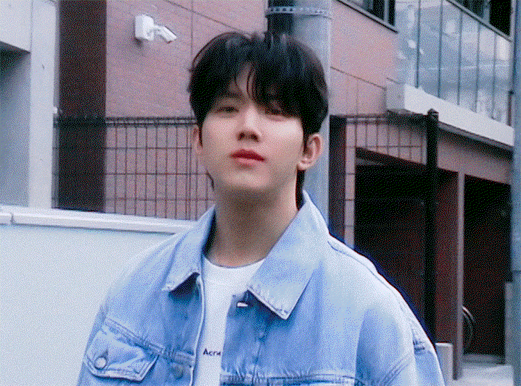 FsIkIx.gif
