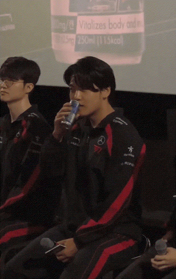 FuFksw.gif