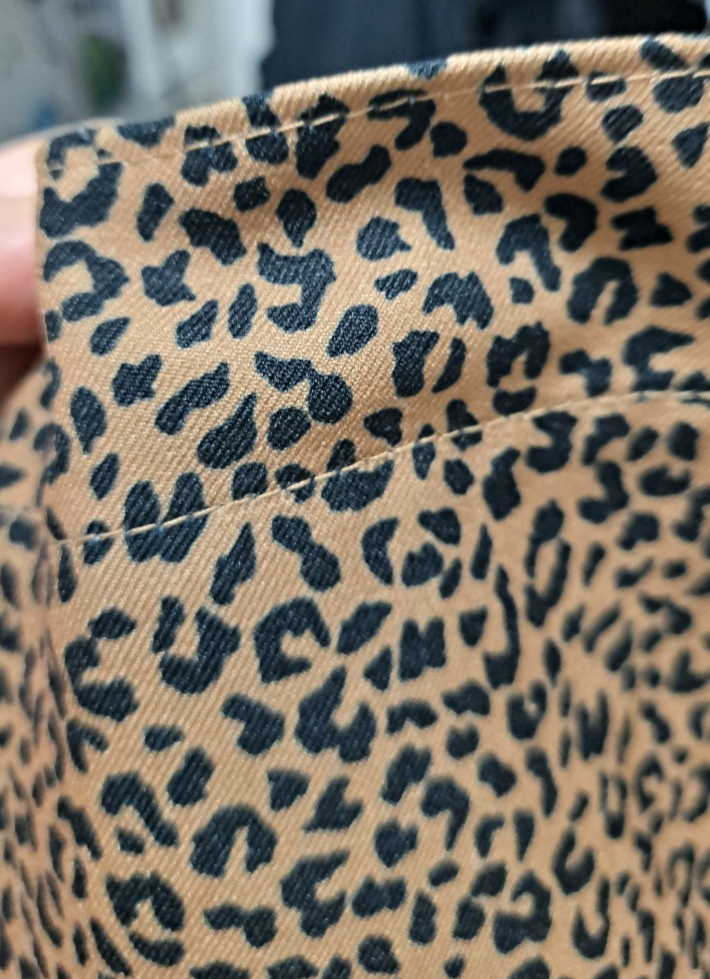 FuHgyJ