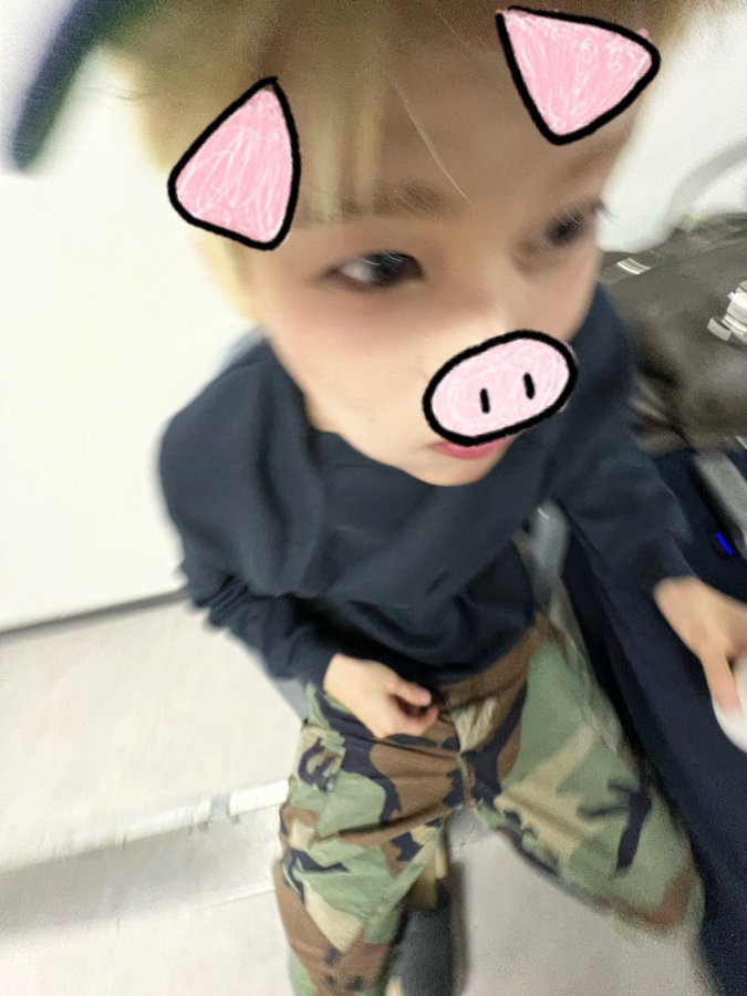 GDVUbX