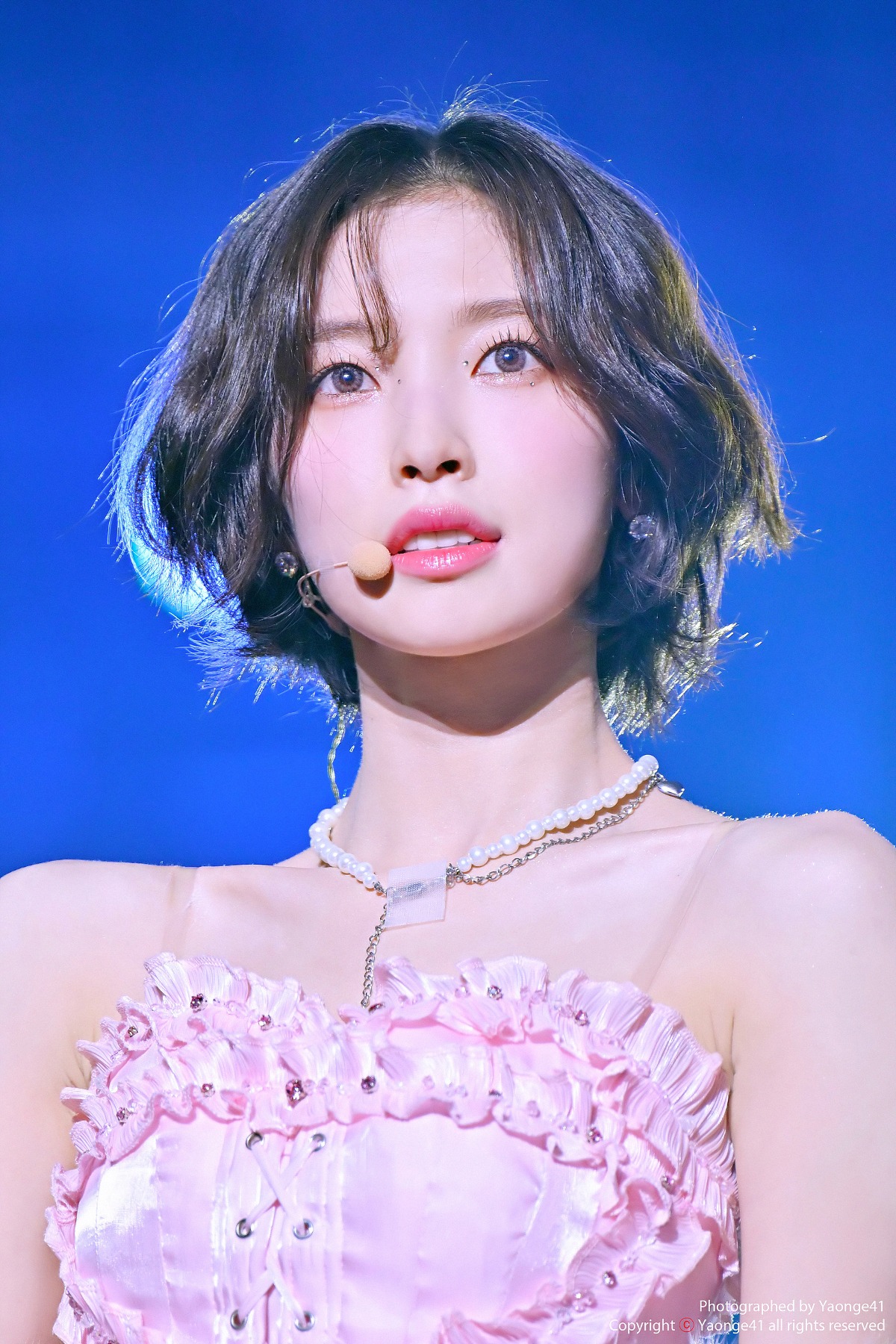 더쿠 - 숏컷 콘서트 직찍 뜬 오마이걸 아린.jpg