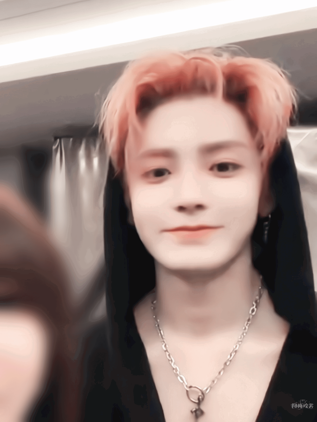GXyOWI.gif