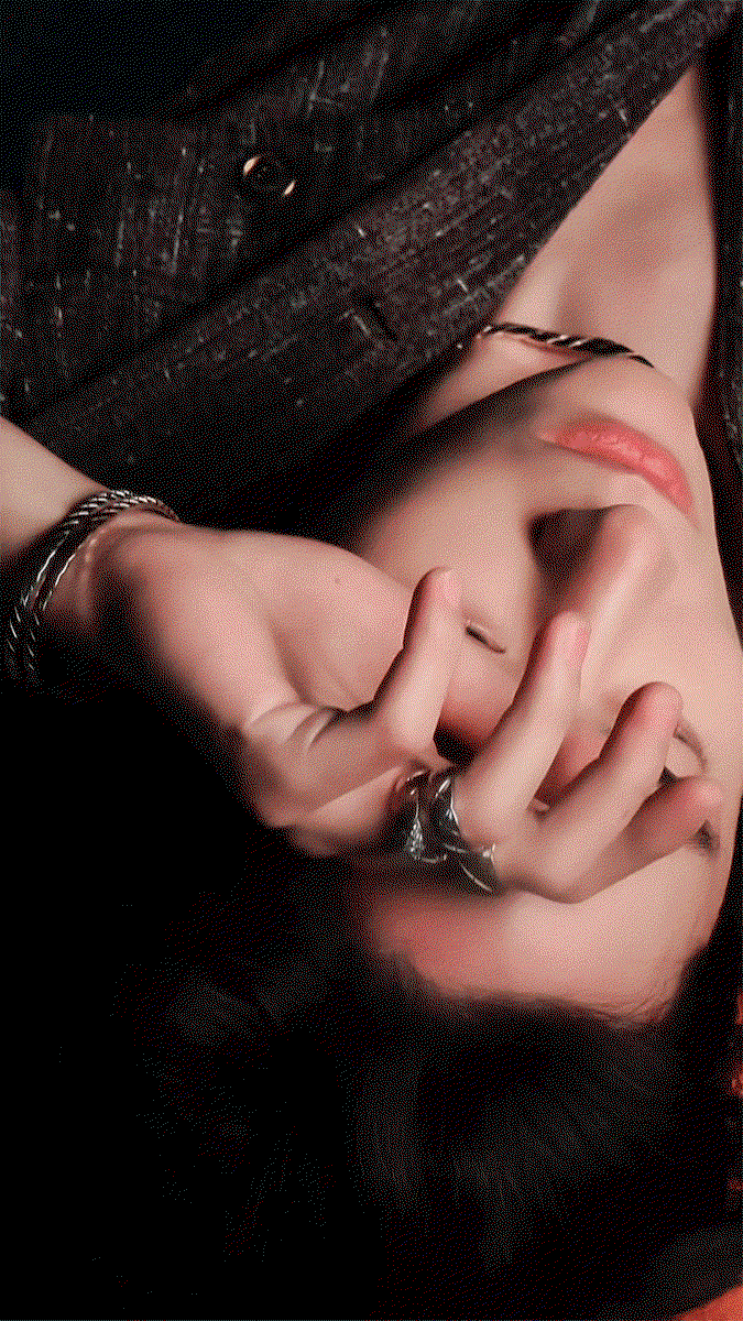 GZqjEF.gif