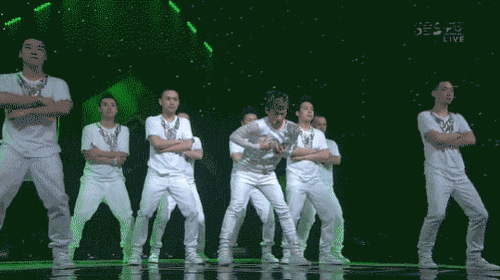 GhjipE.gif