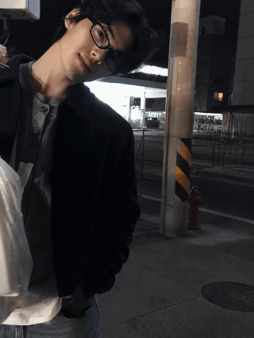 GrrNLj