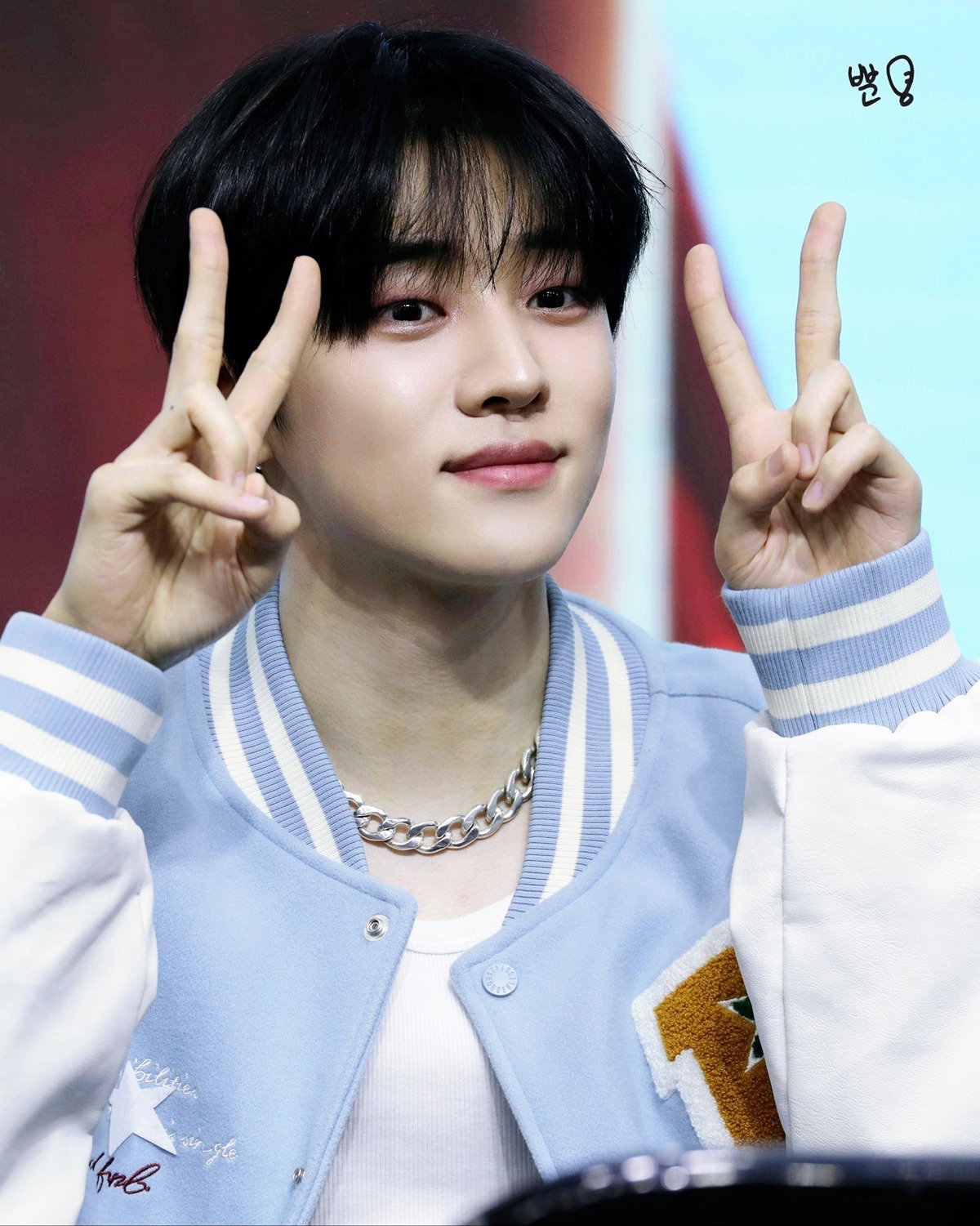 GvAYJk