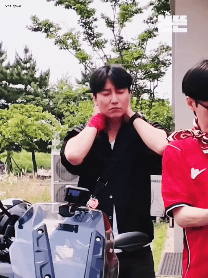 GxnVTq.gif