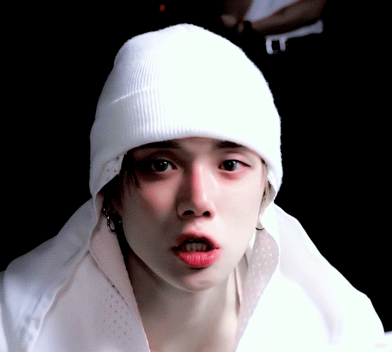 HBnJZu.gif