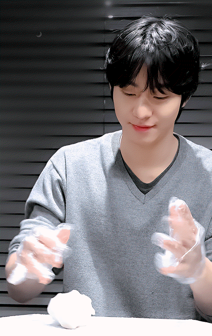 HDbDjP.gif