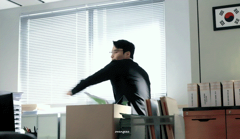 HDjUkj.gif