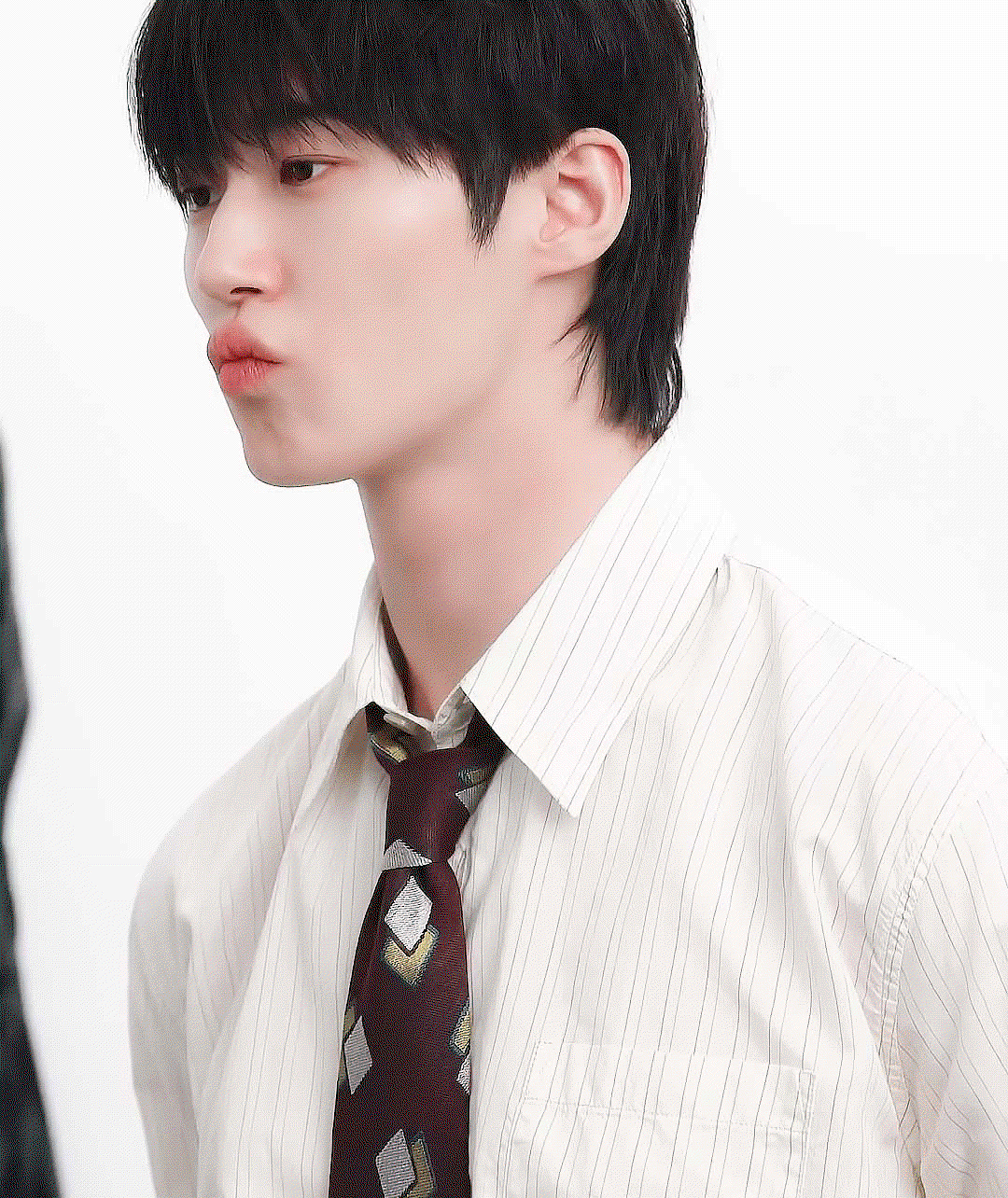 HJyIar.gif