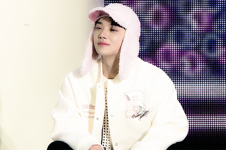 HWxNDf.gif