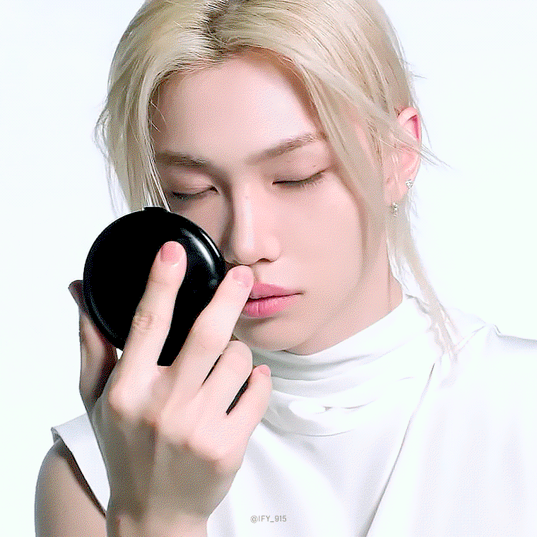 HYuQgv.gif
