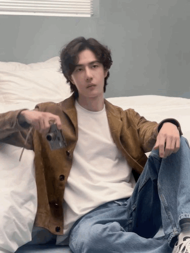 HZwHCu.gif