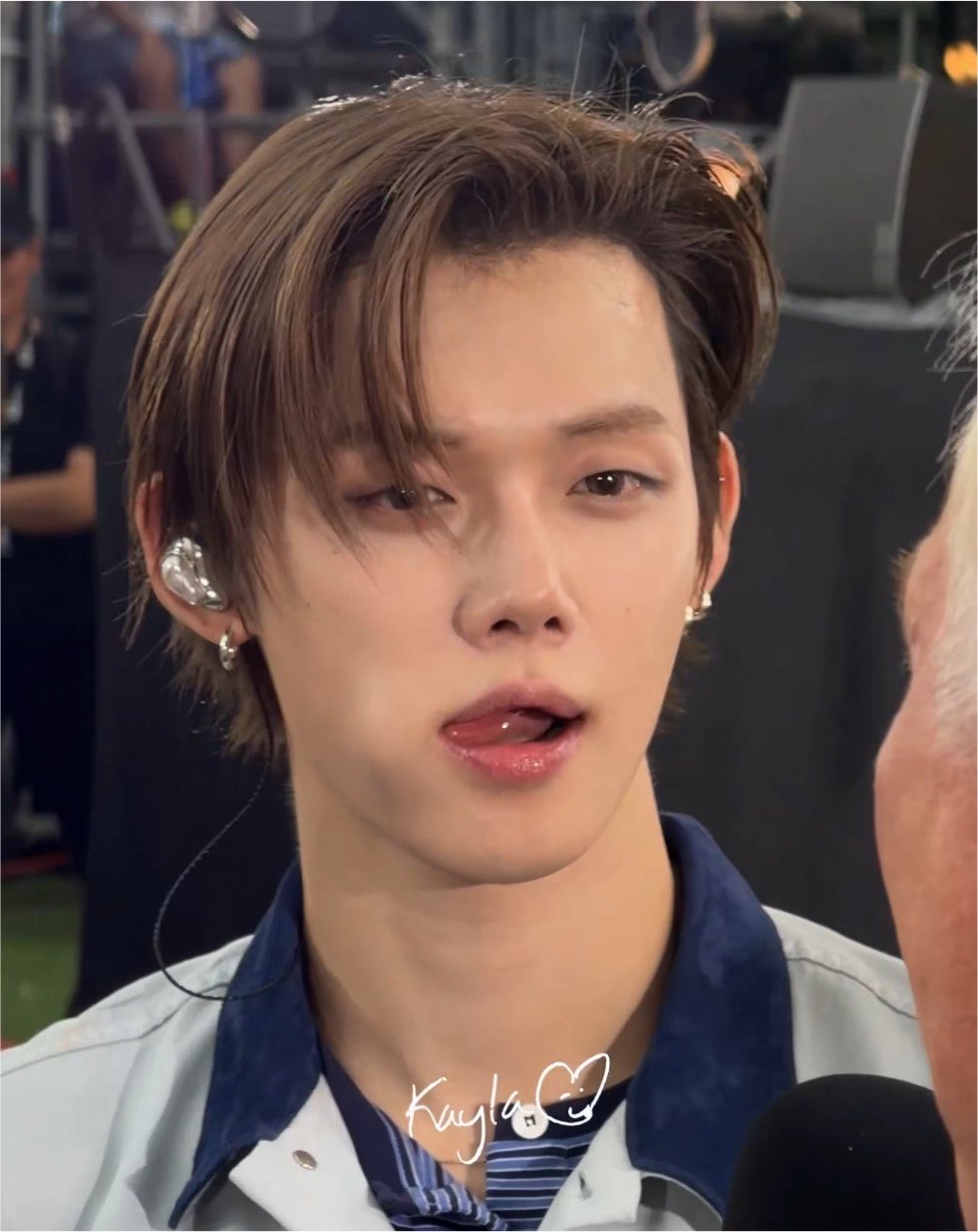 HbkyIL