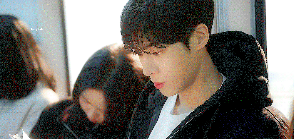 HcnbvS.gif