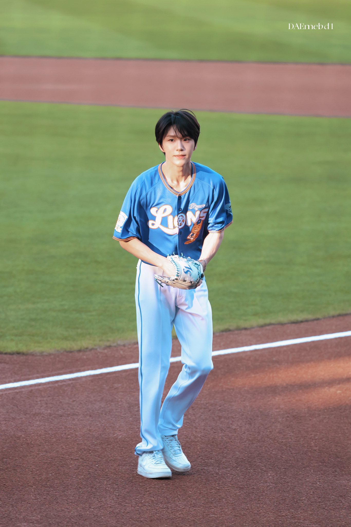 HgWShD