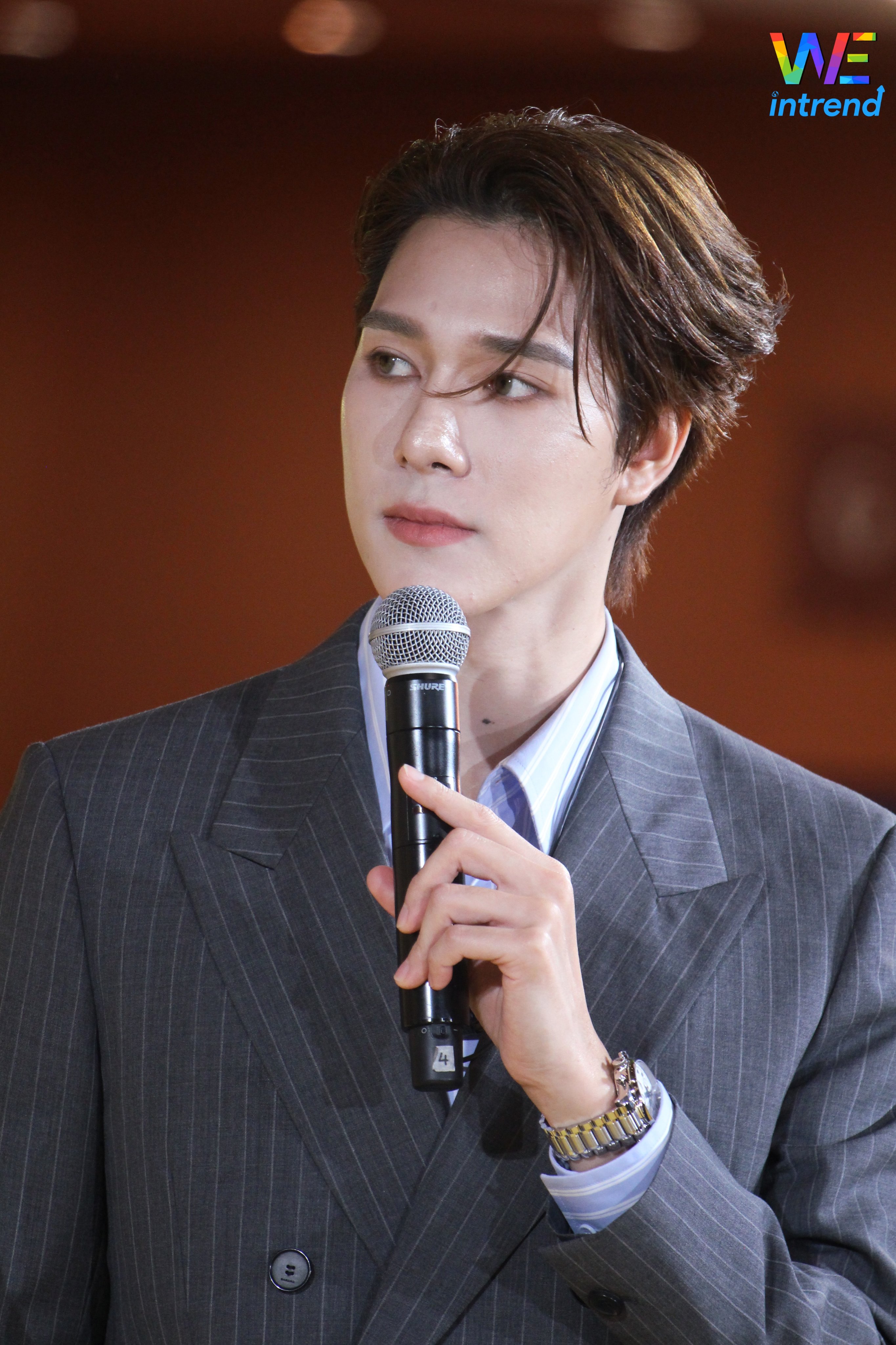 HhEUfO