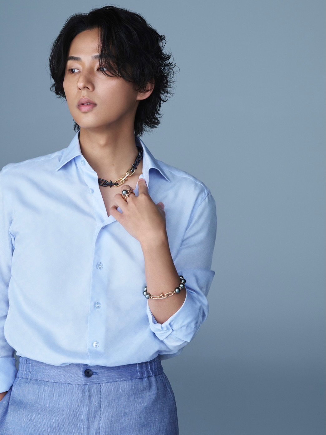 HjoiAk