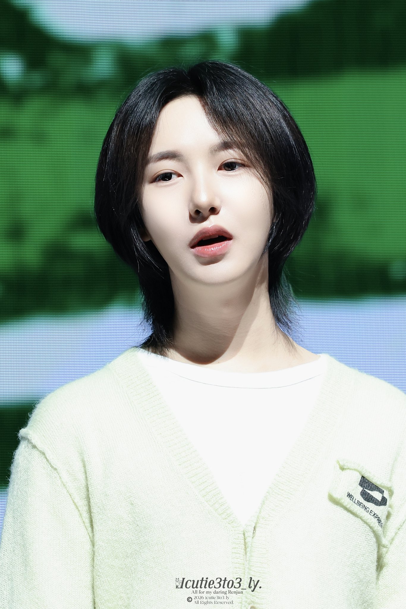 HkXFya