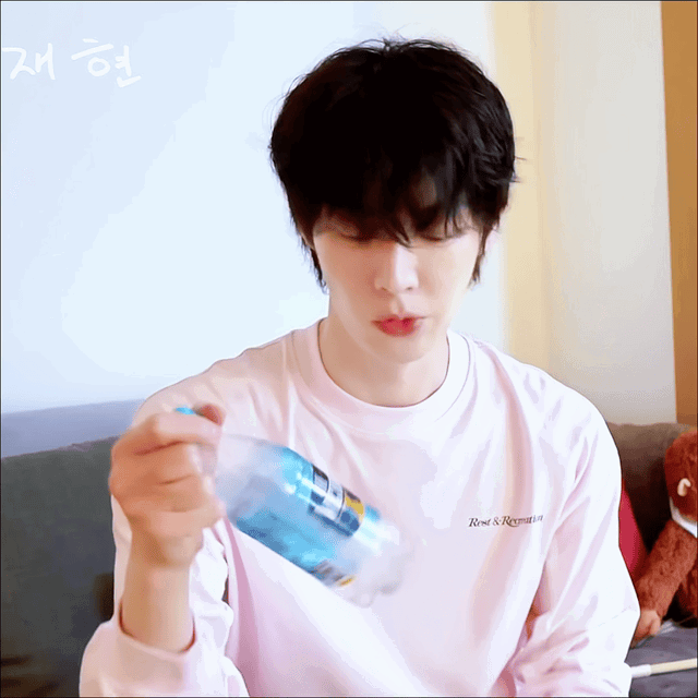 HlMfjw.gif