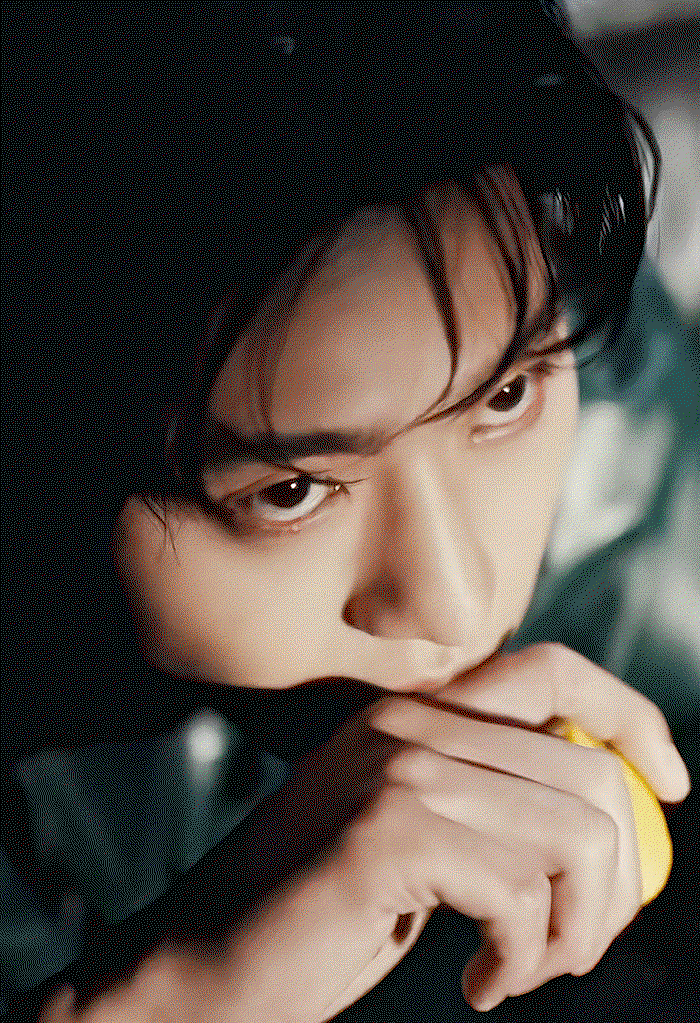 HmYjiQ.gif