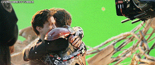 HqhFZt.gif