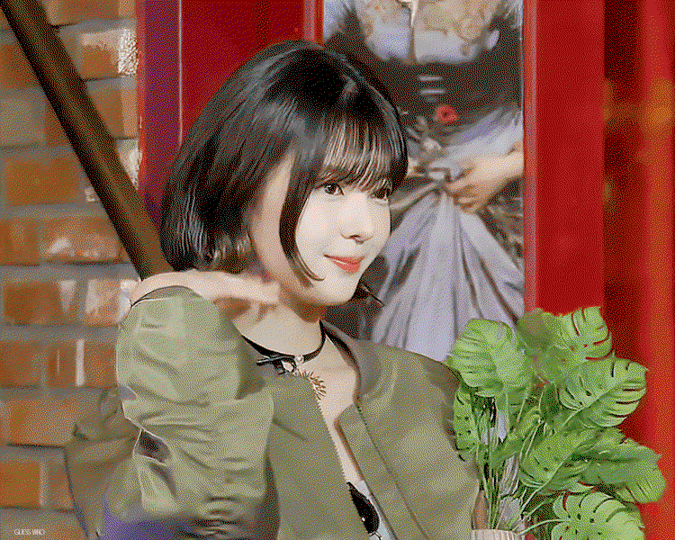 HsEyGw.gif